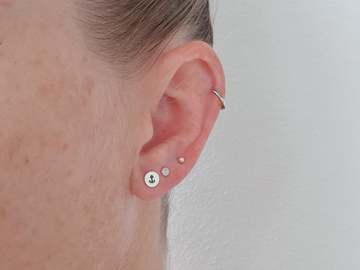 Anchor Studs