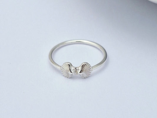 Clam Shell Ring