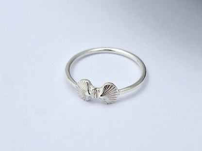 Clam Shell Ring