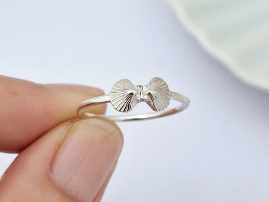 Clam Shell Ring