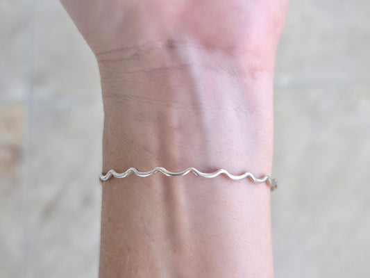 Tide Bangle